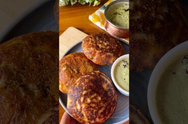 Instant Bun Dosa with coconut chutney #shorts #recipe #food #bundosa #southindianfood #cooking #dosa