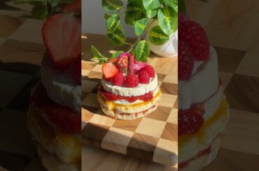 Layered Brie "Cheesecake" Appetizer 🧀🍰