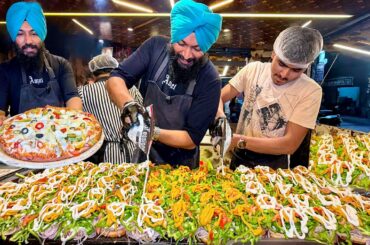 1000+ Orders Daily 😍 Truck Wale Sardarji ka TOP SELLING Street Food India