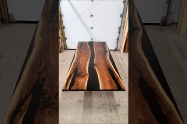 Showstopping Walnut & Black Epoxy Dining Table 🤯 Link In Bio For A Table Quote 👆
