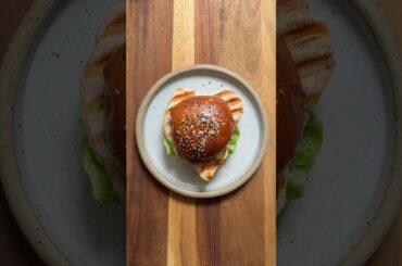 Chicken Caesar Burger 🥬🍗