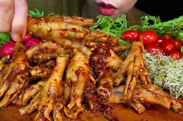 Eating Spicy Food * Spicy Boneless Chicken Feet Salad *