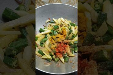 Spicy Bhindi Fry #new #food #streetstylebhutta #special #cooking #bhindi #spice #easyrecipe