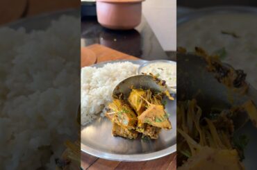 Aurat he Aurat ke Dushman hoti hai😌#oyeitsneha #cooking #champaranmeat  #kathal #shorts #ytshorts