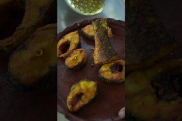 Raw Banana Rui Fish Curry 😍 Traditional Bengali Style#shorts #cooking #fishcurry