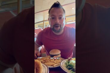 Trying the nostalgic restaurants in Burbank!  Bob’s Big Boy puts me to the test!!