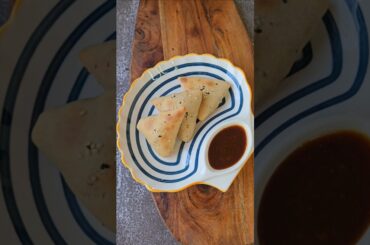Non Fried Samosa #shortvideo #viralvideo #Samosa #streetfood #food #foodies #cooking #samosarecipe