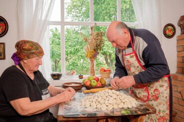 Traditional Village Life | Elderly Couple Cooking & Living Off the Grid.