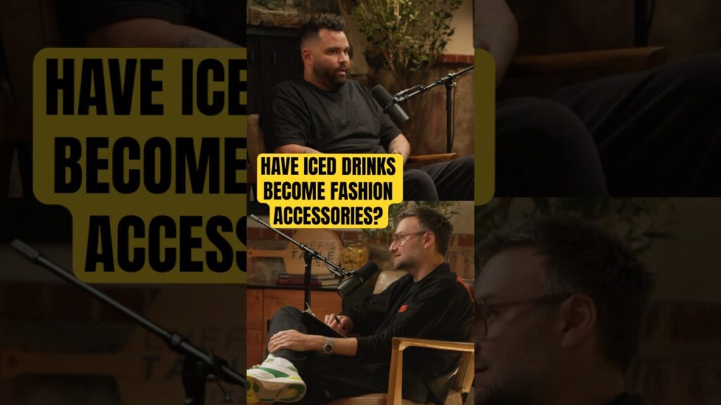 Which do you prefer? Comment 🧊 for iced drinks and 🔥 for hot drinks!