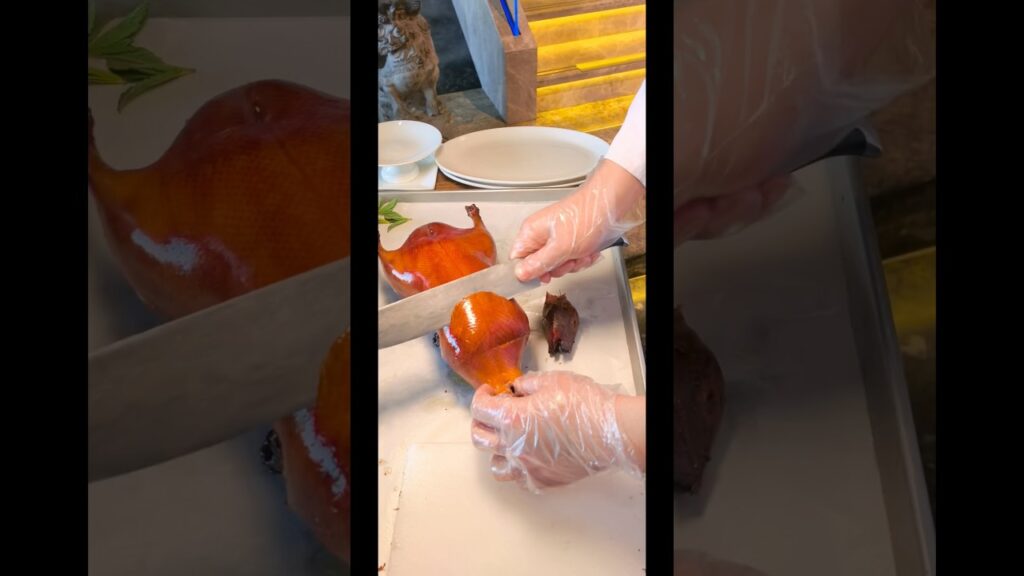 This Chef’s Knife Skills Are Next Level 🔪🦆 #food #usa #shorts