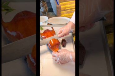 This Chef’s Knife Skills Are Next Level 🔪🦆 #food #usa #shorts