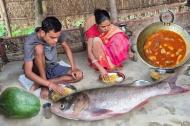 1kg SILVER FISH Curry With PAPAYA Cooking And Eating By Our Village Mother And Son