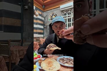 Eating at the Oldest Shawarma Restaurant in Syria 🇸🇾