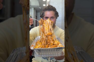 Going ALL OUT with DOMINICAN FOOD at La Parada in Sunset Park, Brooklyn NYC!!! 🇩🇴🤤 #DEVOURPOWER