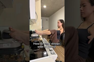 Cooking dinner with no arms! 🍤🥕 #cooking #airfryer #healthy