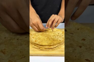 Spicy Tomato Roti Noodles ASMR #shorts #asmr #asmreating #asmrsounds #food #cooking #recipe #viral