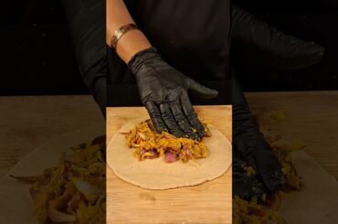 Pyaz Ke Paratha | ASMR RECIPES | #shorts #cooking #viralrecipes #streetfood