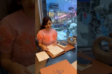 Beautiful restaurant Dubai with Ski Dubai view