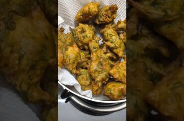 Kanda Bhaji/Pakode #recipe #tastyindia #food #viral #tasteofindia #cooking #indianfoodmadeeasy