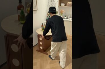 A dining table that adapts to your space. ( # 3254 ) ✅ Vintage Style Folding Wooden Dining Table