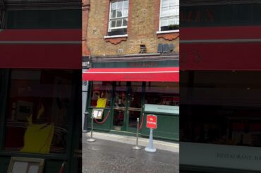 Trying “The Most Civilized Restaurant in London” 🇬🇧 | Favorite Restaurant of Queen Elizabeth II 🥂