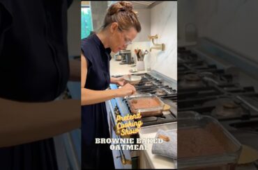 Pretend Cooking Show: Brownie Baked Oatmeal