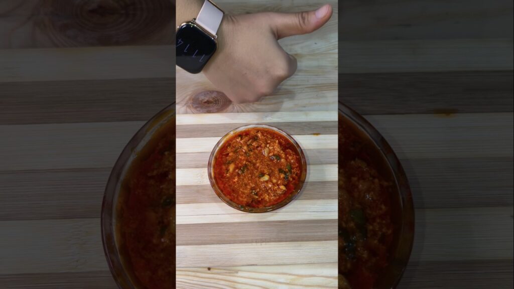 गुजराती हरी धनिया लहसुन चटनी 2 मिनट रेसिपी #asmr #trending #trendingshorts #shortsfeed #shortvideo