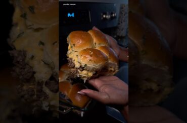 sliders BETTER than your cookout👩🏽‍🍳🍔🔥 #sahm #cooking #dayinmylife