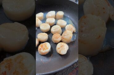 Cookin a sea scallop #fishing #cooking #outdoors