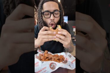 Solo Lunch At The Halal Spot #solo #food #mukbang #vlog #asmr