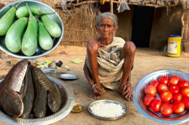 Poor old widow Grandma cooking Snake Head Fish with Brinjal recipe and eating with rice|Village food