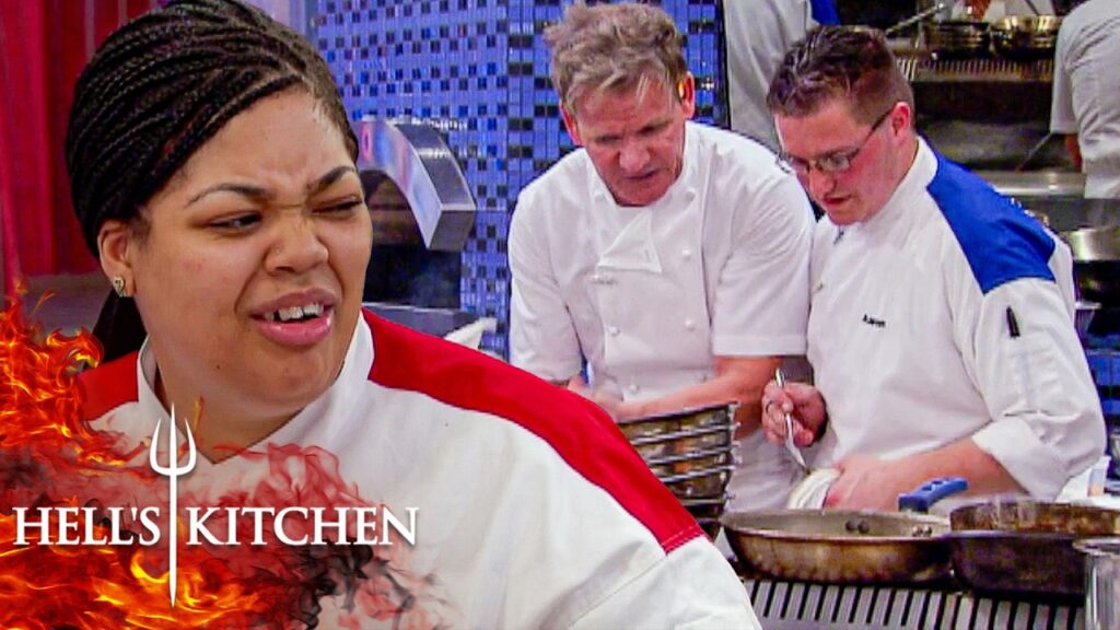 Chef Ramsay Teaches Chef How To Cook Scallops as Chef Lets Kids Do All the Work | Hell’s Kitchen