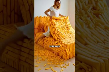 Delicious dining bed😋🍟