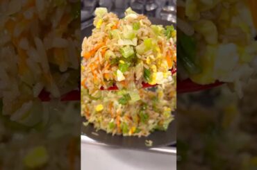 Quick & Easy Egg Fried Rice With Vegetables #cooking #shorts #food #sweetadjeley