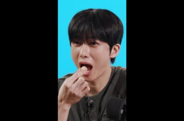 Can Hyungwon of MONSTA X Snack Silently? 🤫