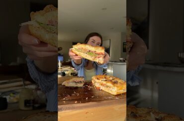 The perfect focaccia beach sandwich… #cooking #recipe #shorts #cookingshorts #sandwich
