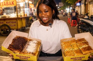 You Can Only Eat This Indonesian Street Food at Night.