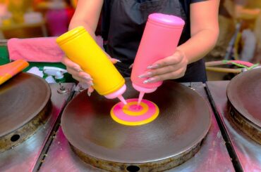 THAI STREET FOOD MASTERS AT WORK 🇹🇭 - UNBELIEVABLE SKILLS!