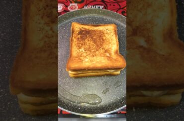This Banana Toast is Pure ASMR😍 #trending #indianfood #asmr #recipe #viral #breadrecipe