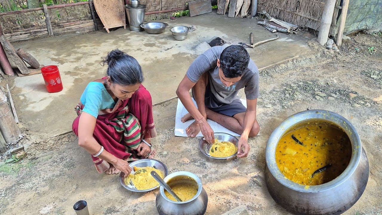 Village Style KICHIDI Cooking And Eating in traditional Method By Mother and Son Village Style KICHIDI Cooking And Eating in traditional Method By Mother and Son