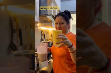 Mango shake😍#trending#shorts#ytshorts#cooking||￼