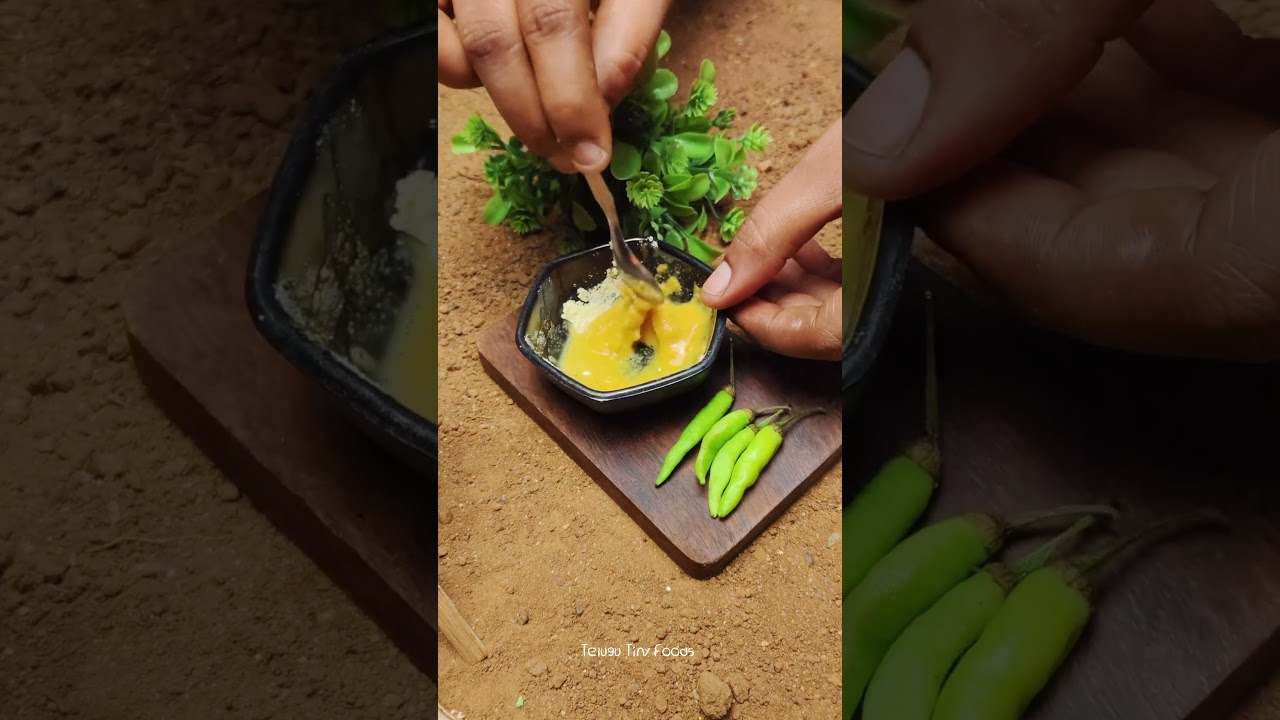 Miniature Andhra Style Mirapakaya Bajji|Crispy Chili Bajji#miniature #shorts#cooking#mirapakayabajji Miniature Andhra Style Mirapakaya Bajji|Crispy Chili Bajji#miniature #shorts#cooking#mirapakayabajji