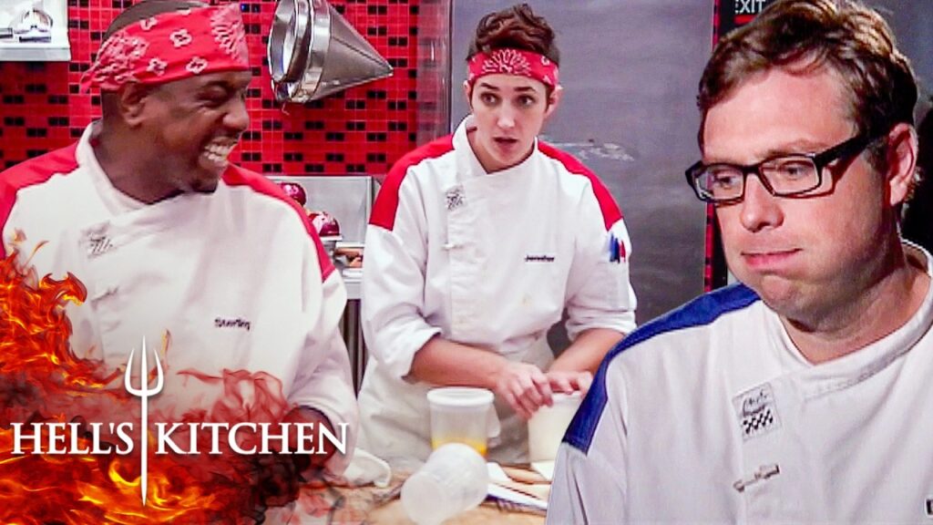 The Red Team Threatens Sterling as Bryant Fumbles the VIP Tableside | Hell’s Kitchen