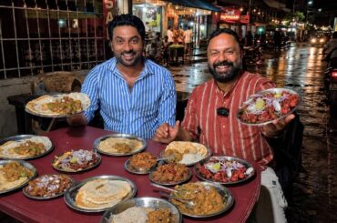 അടിപൊളി Vellakkinar Thattukada കോഴി പൊരിച്ചത്!  Is this the best street food in Alleppey Town?