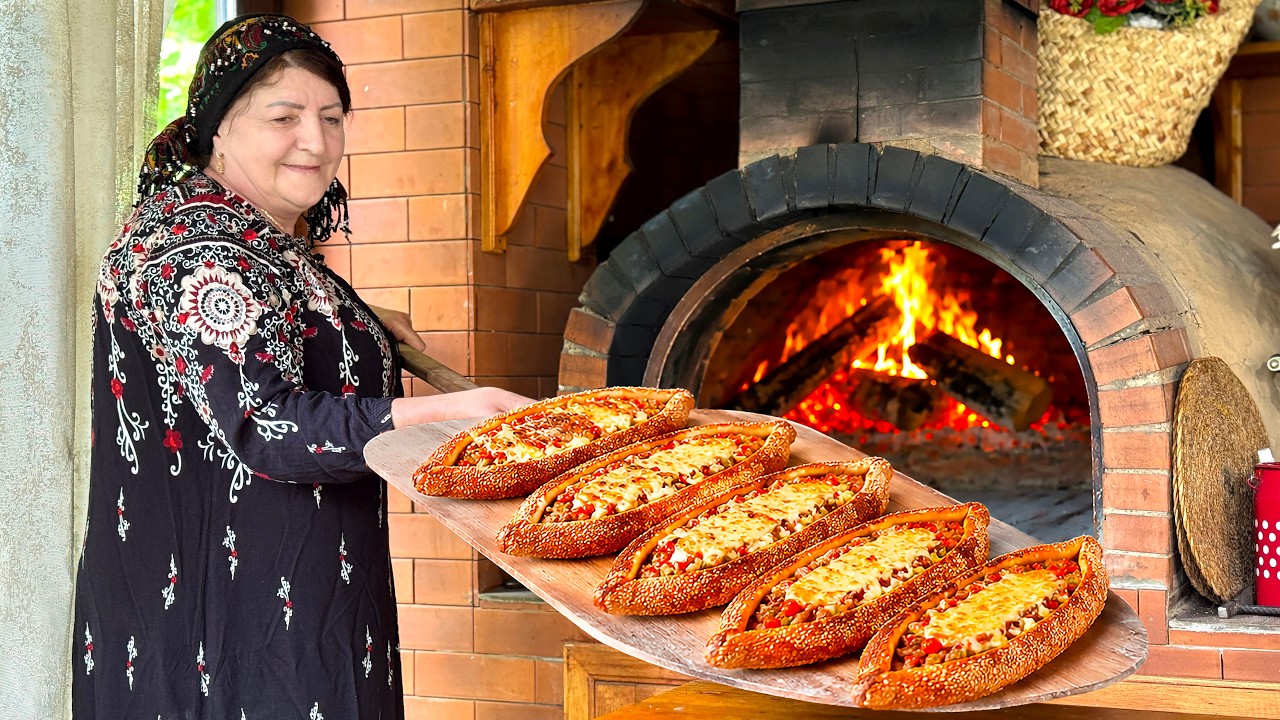 Grandma’s Wood-Fired Beef Turkish Pide: This Method Will Surprise You! Grandma's Wood-Fired Beef Turkish Pide: This Method Will Surprise You!