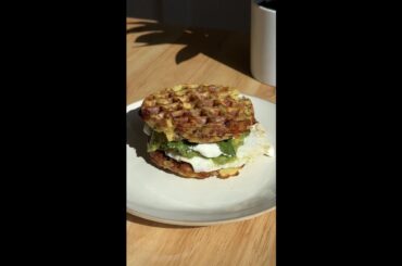 Loaded Potato Waffle Breakfast Sandwich 🧇
