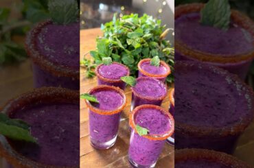 Itna Mehnga Ped 🌴 mere ghar me😅#oyeitsneha #cooking #ytshorts #shorts #viral #jamun #summerdrink
