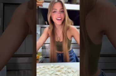 Truffle pizza #pizza #cooking  #letsmakeapizza #shorts