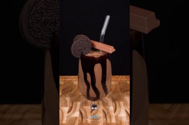 Chocolate Lover's Dream Milkshake #mrhurr #cooking #kitkatshake #recipe #asmr