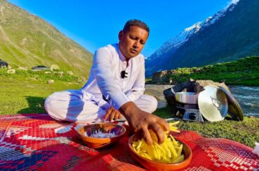 Chai Pakora aur Fries | Naran Kaghan Tour | Mubashir Saddique | Village Food Secrets